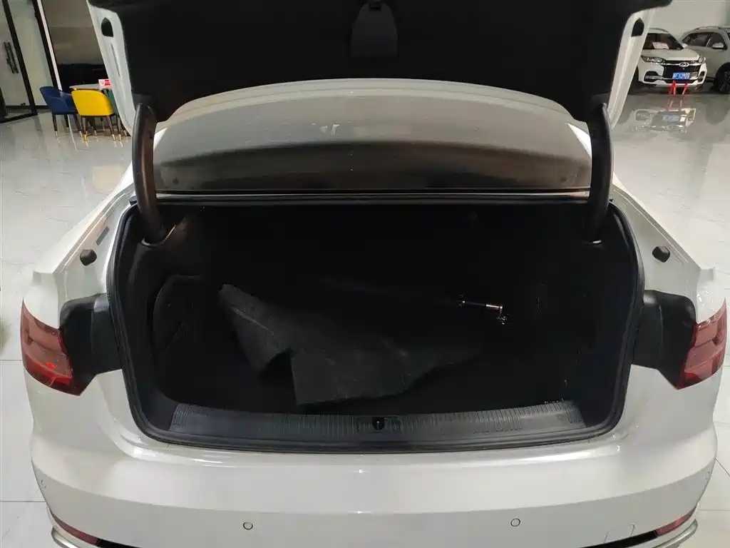 Audi A4L 2019 40 TFSI Fashion (China V) фото 19