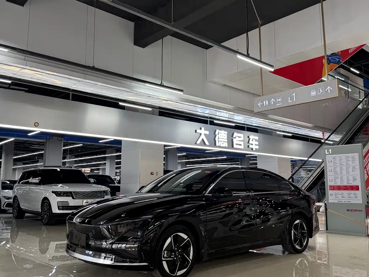 Wuling Motors Wuling Xingguang 2025 610km Smart Advanced