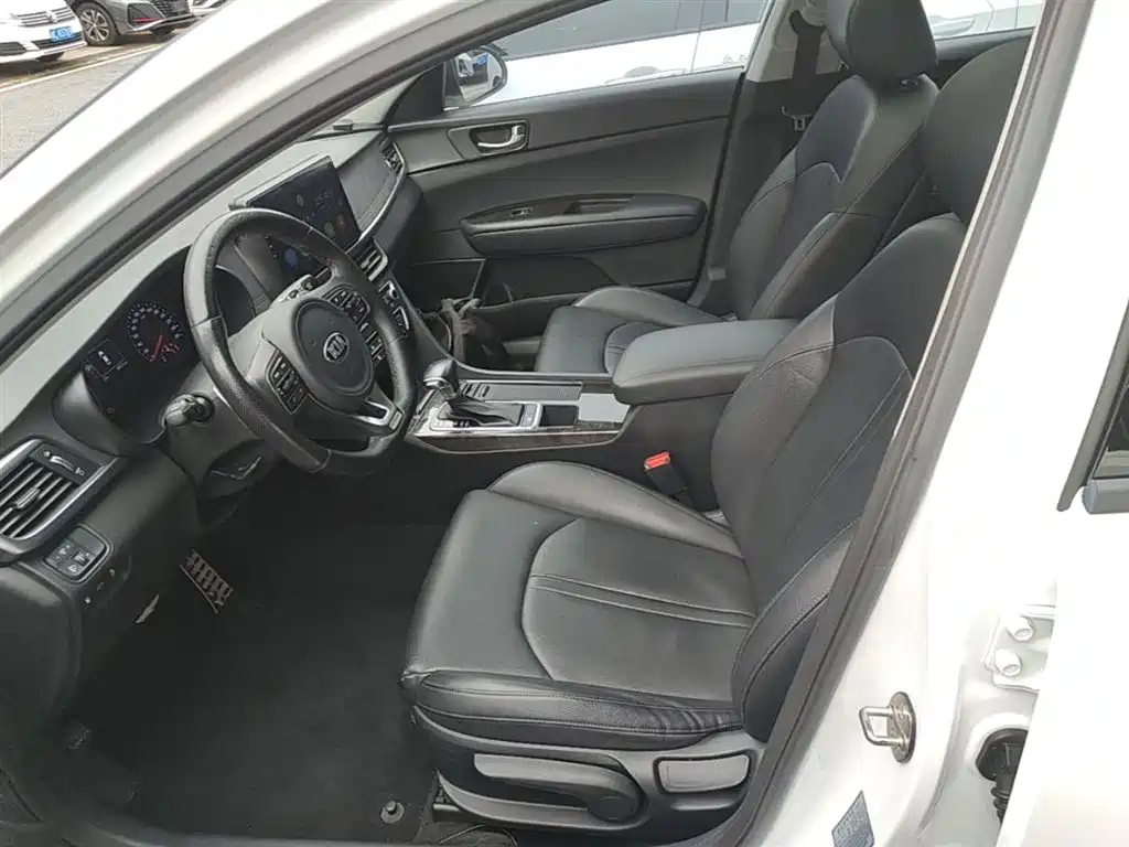 Kia K5 2016 1.6T Automatic LUX фото 15