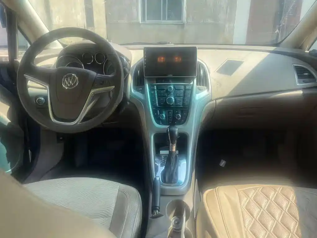 Buick Excelle 2011 2012 GT 1.6L Automatic Fashion Edition