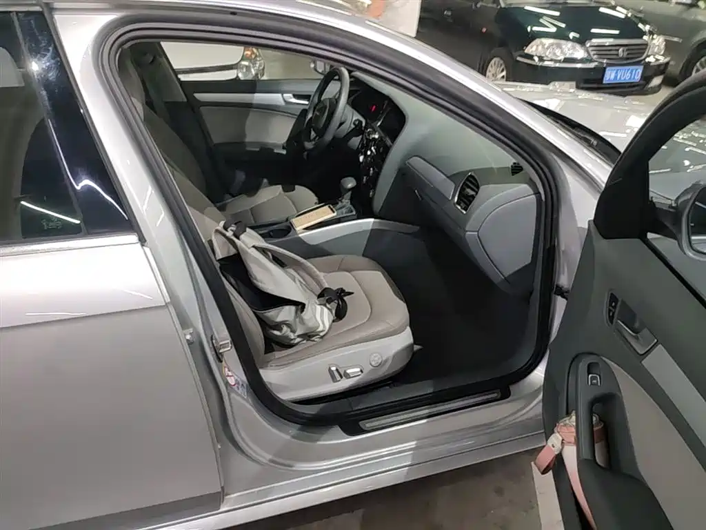 Audi A4L 2015 35 TFSI Auto Standard фото 25