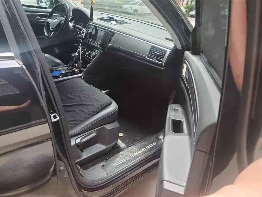 Volkswagen Teramont 2019 380TSI 4WD Comfort China V фото 8