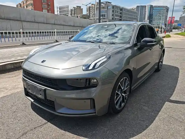 Lynk & Co 03 1.5TD DCT, Драйв, Pro
