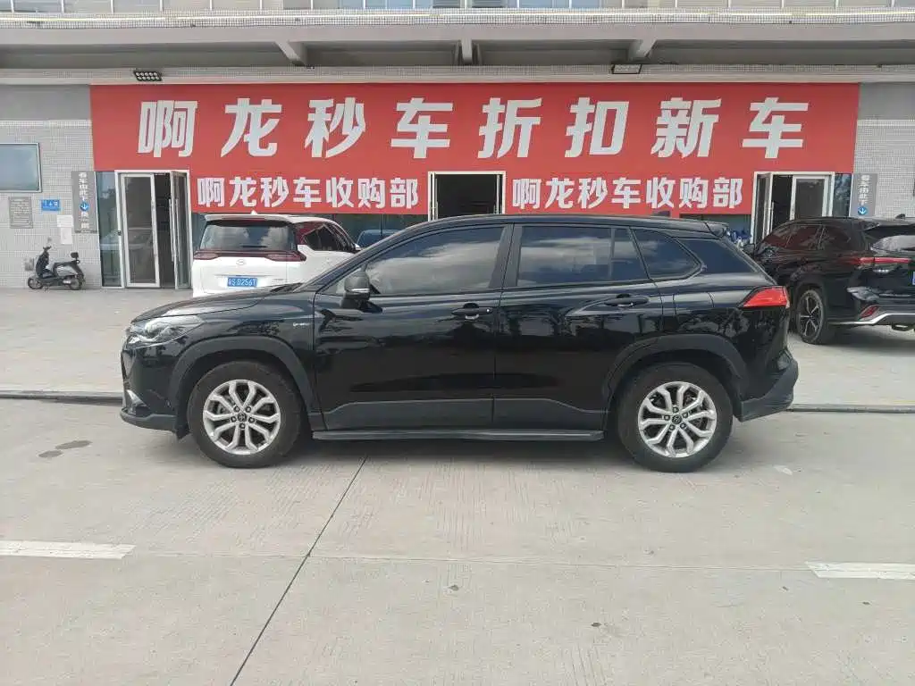 Photo 8 - Toyota Frontlander