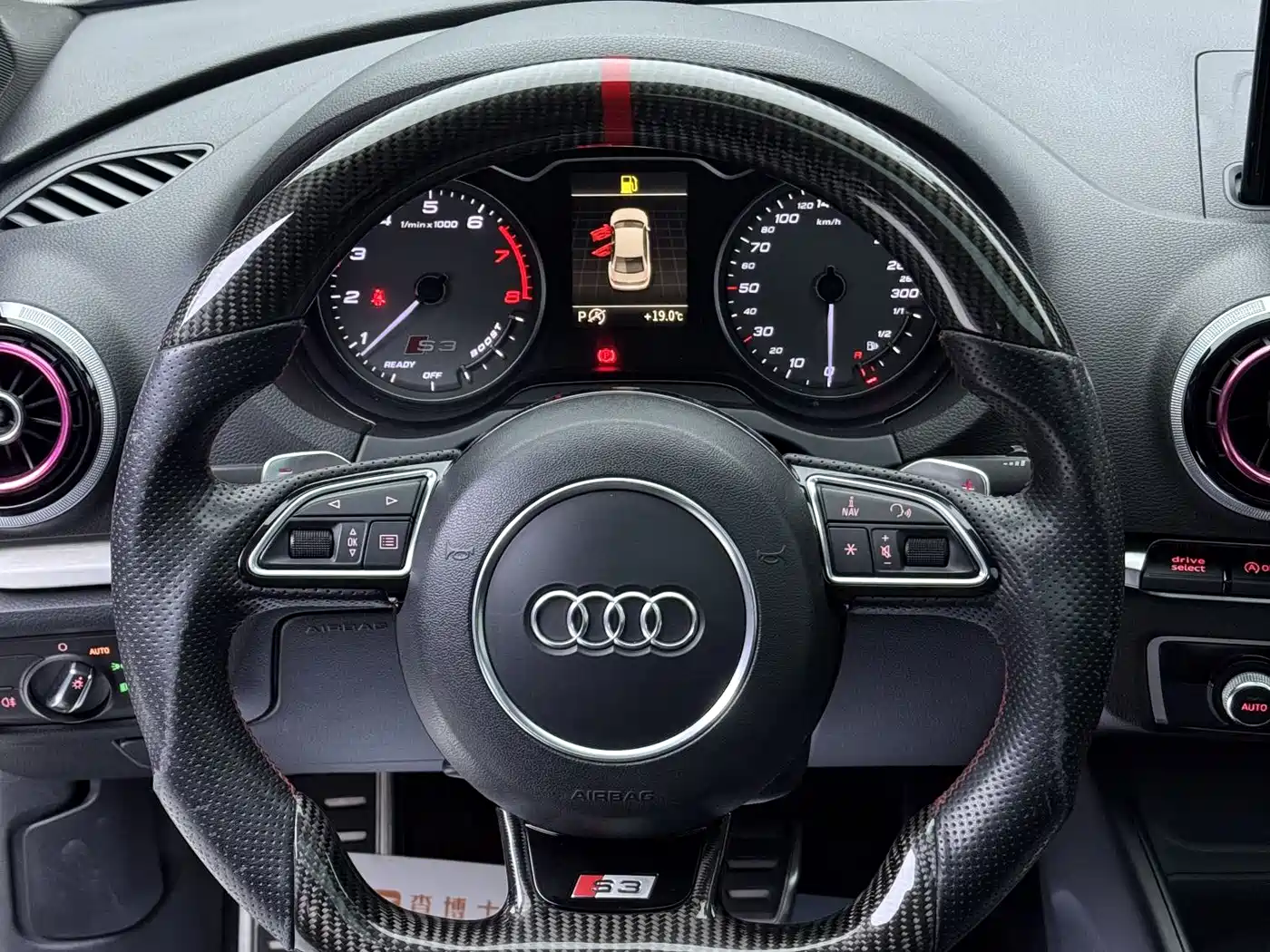 Audi S3 2015 S3 2.0T Limousine фото 2