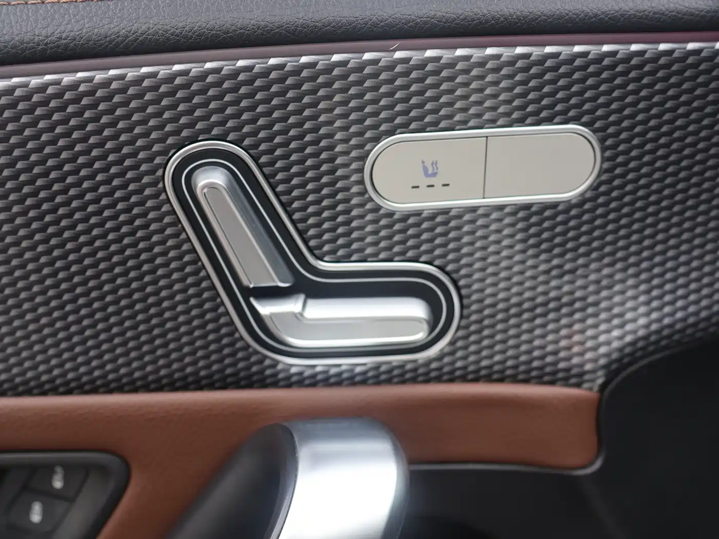 Mercedes-Benz A-Class 2022 A 180 L Sport Sedan фото 17