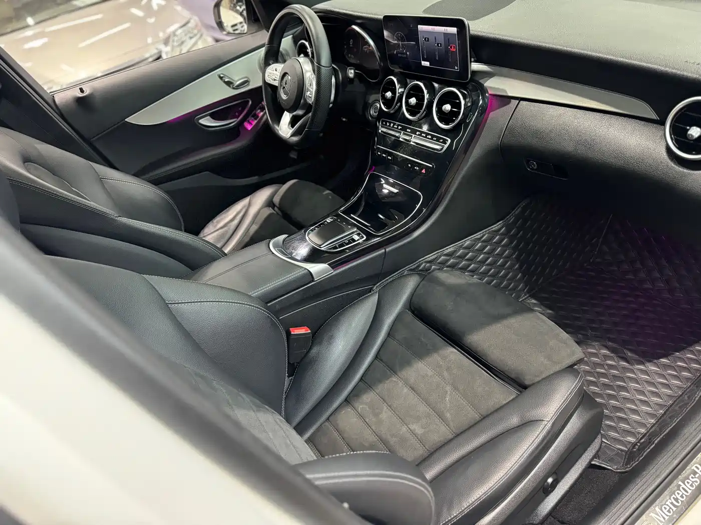 Mercedes-Benz C-Class 2021 C 260 Starry Exclusive Edition фото 31