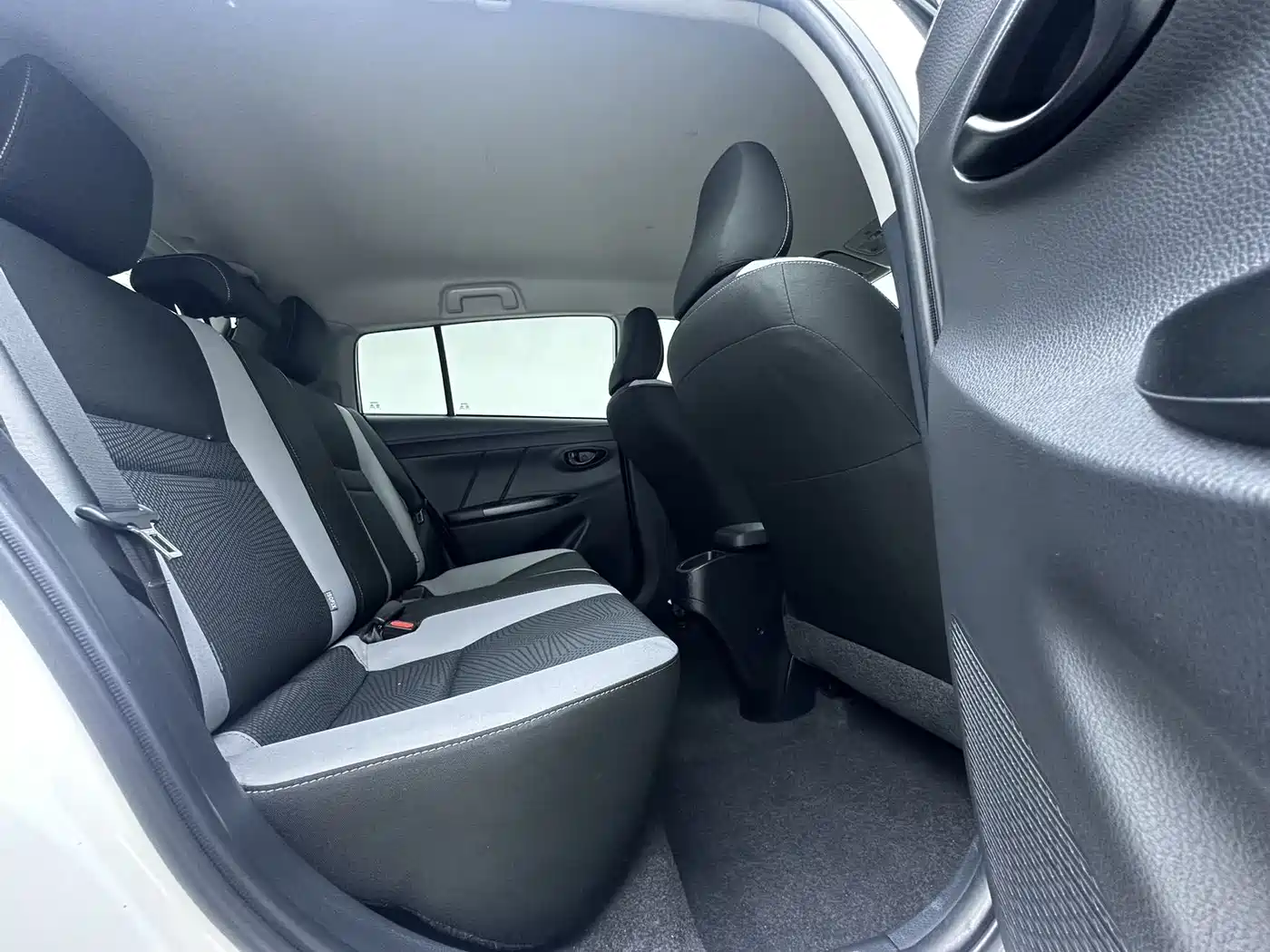 Toyota YARiS L Zhi Xuan 2022 1.5L CVT Leading PLUS Edition фото 9