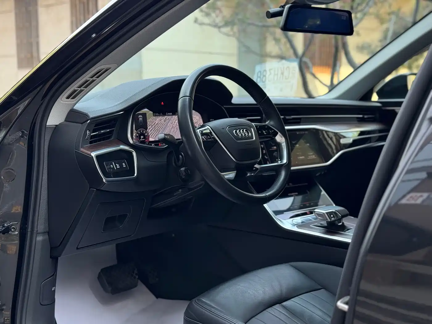 Audi A6 (Import) 2020 allroad quattro Explorer 55 TFSI Premium Off-Road фото 12