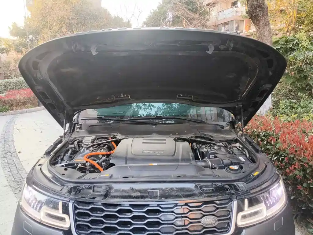 Фото 3 - Land Rover Range Rover Sport PHEV