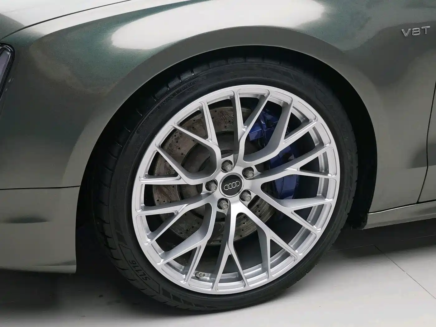 2014 Audi S8