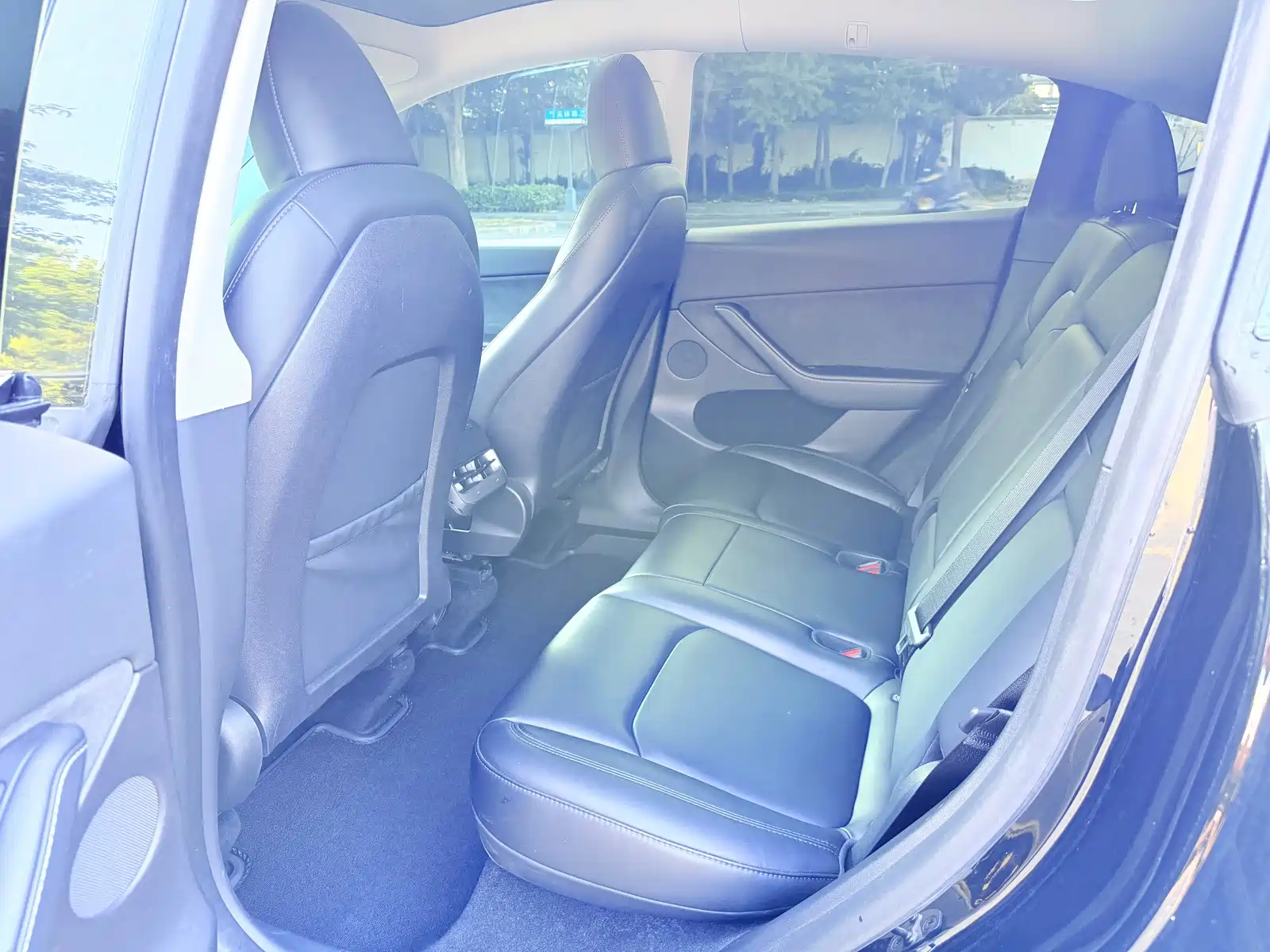 Фото 6 - Tesla Model Y