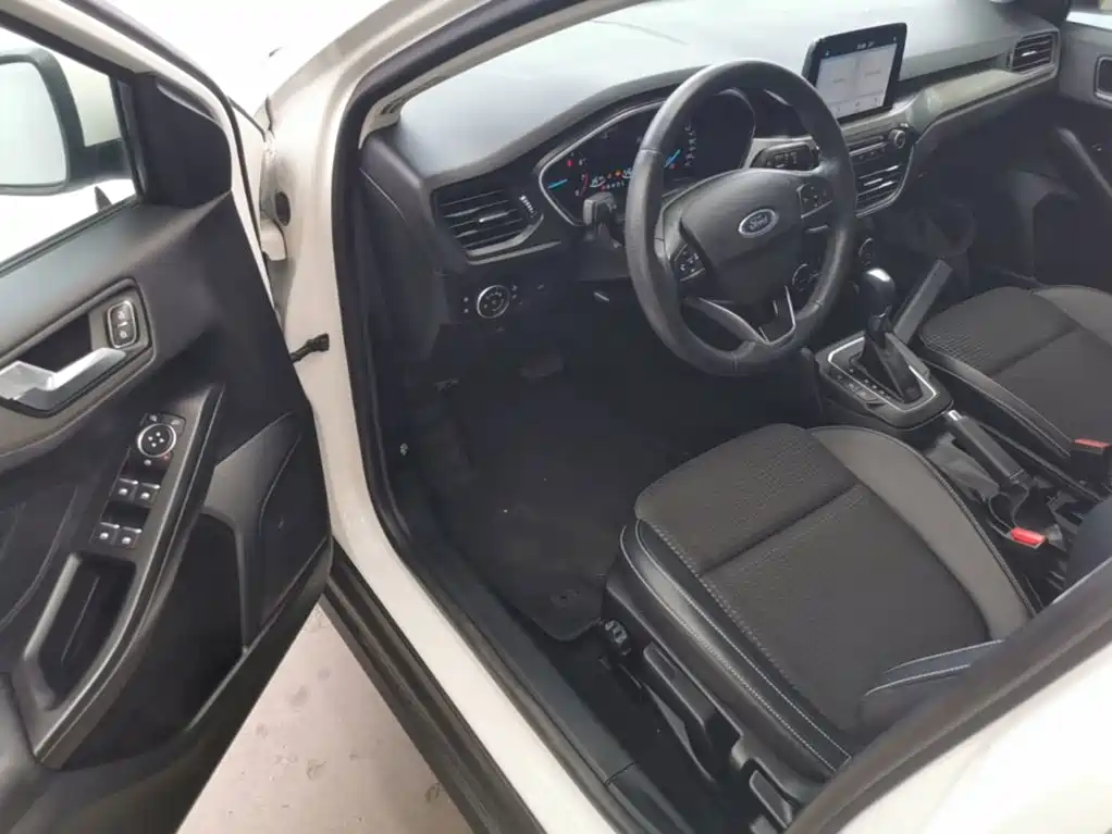Ford Focus 2019 2019 Sedan 1.5L Auto Trend Edition China VI