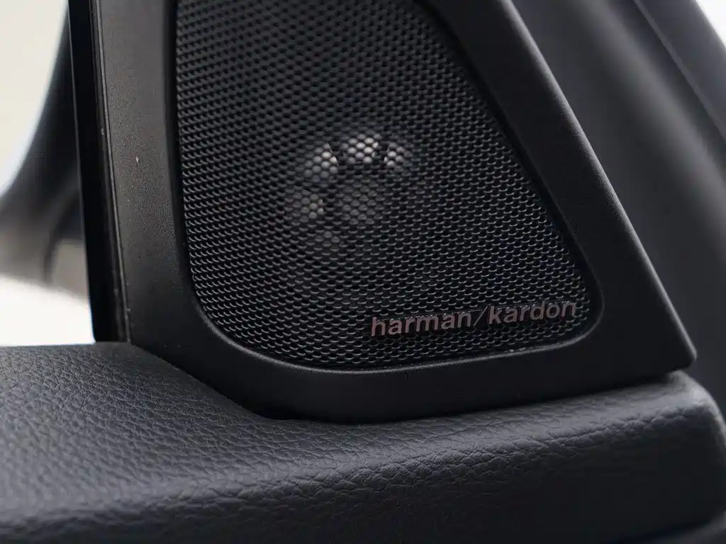 BMW M3 2013 2011 M3 Coupe Carbon Fiber Roof Edition