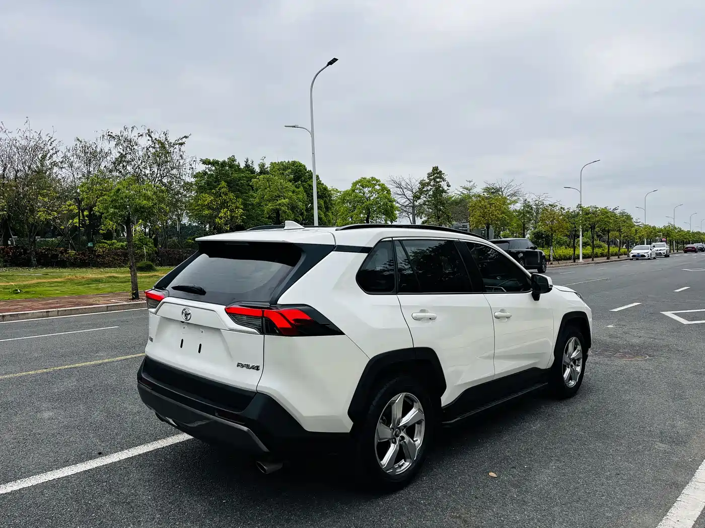 Toyota RAV4 Rongfang 2020 2.0L CVT 2WD Trend Edition фото 22