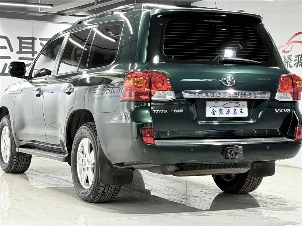 Toyota Land Cruiser 2012 4.0L Automatic GX-R фото 4