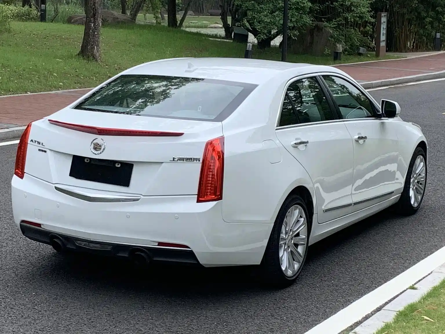 Photo 23 - Cadillac ATS-L