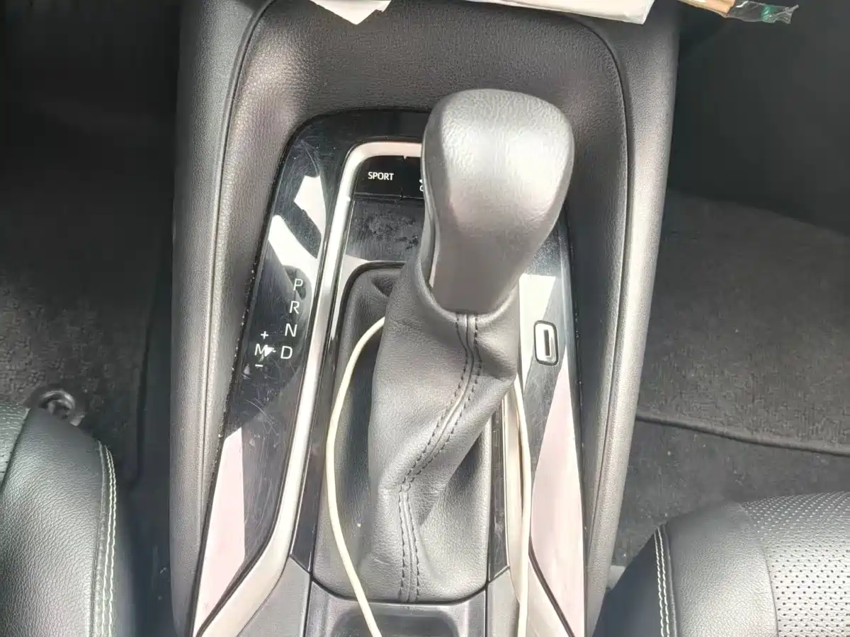 Фото 5 - Toyota Corolla