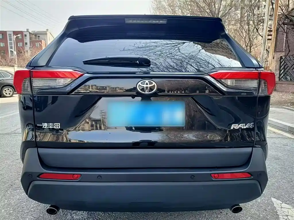 Toyota RAV4 Rongfang 2022 2.0L CVT 2WD Urban Edition фото 14