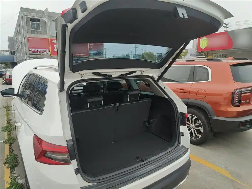 Škoda Kodiaq 2017 TSI330 7-seater 2WD Luxury Edition фото 19