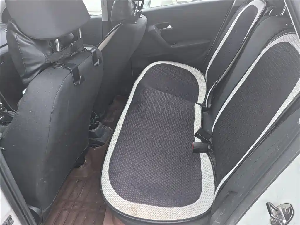 Volkswagen Polo 2018 1.5L Auto Comfort фото 13