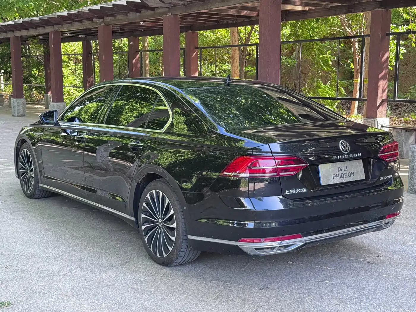 Volkswagen Phideon 2021 380TSI Premium Edition фото 4
