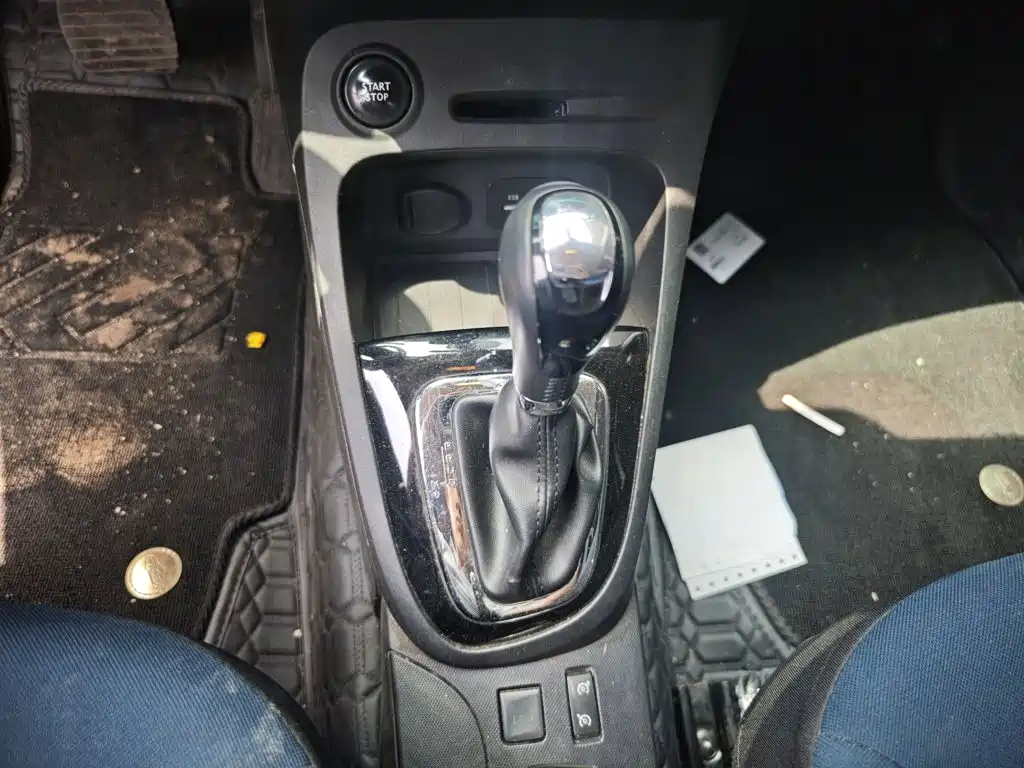 Renault Captur 2016 2015 1.2T Automatic Comfort Limited Edition