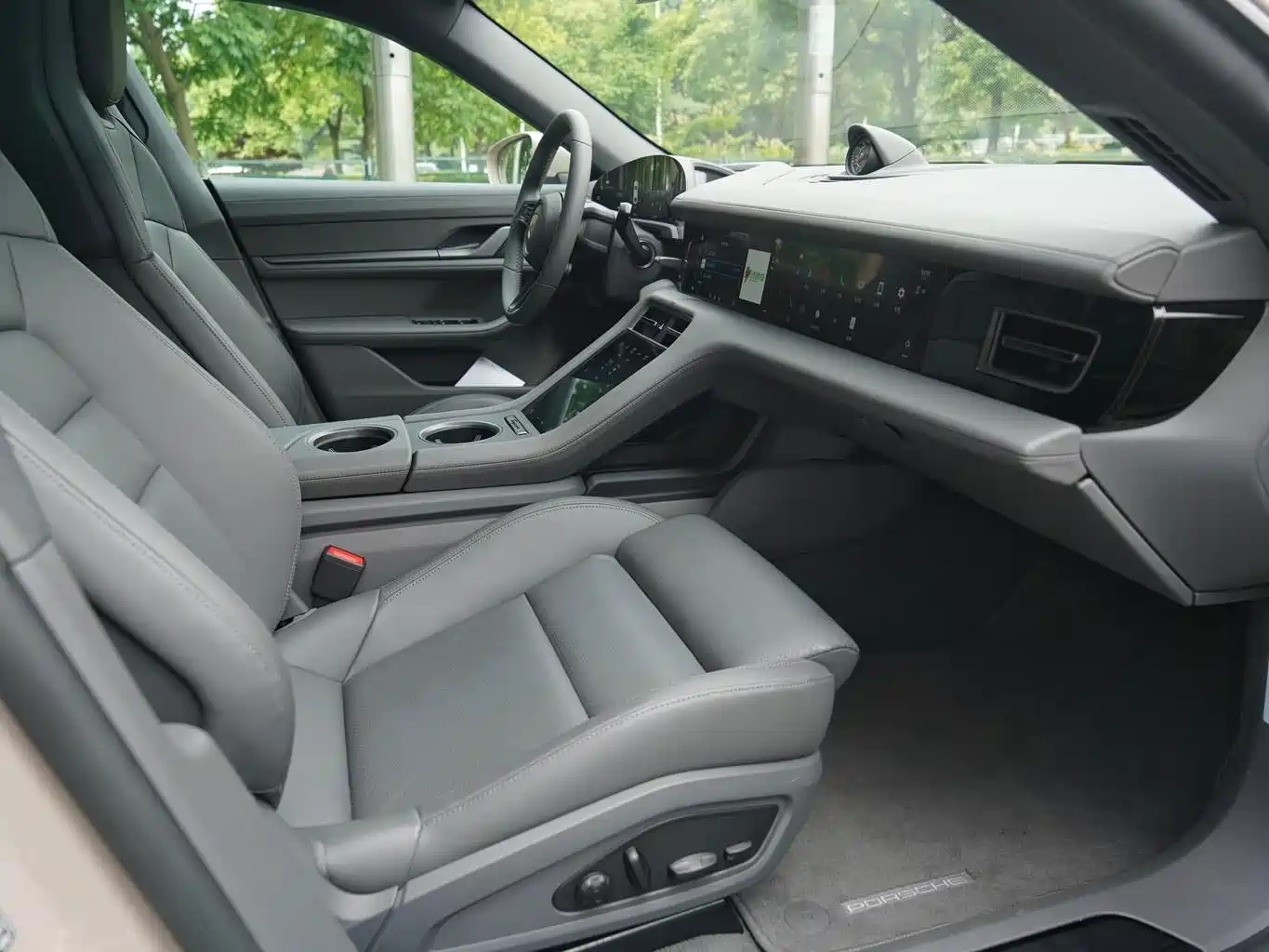 Porsche Taycan 2024 2022 Facelift Taycan