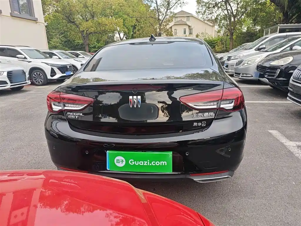 BUICK REGAL