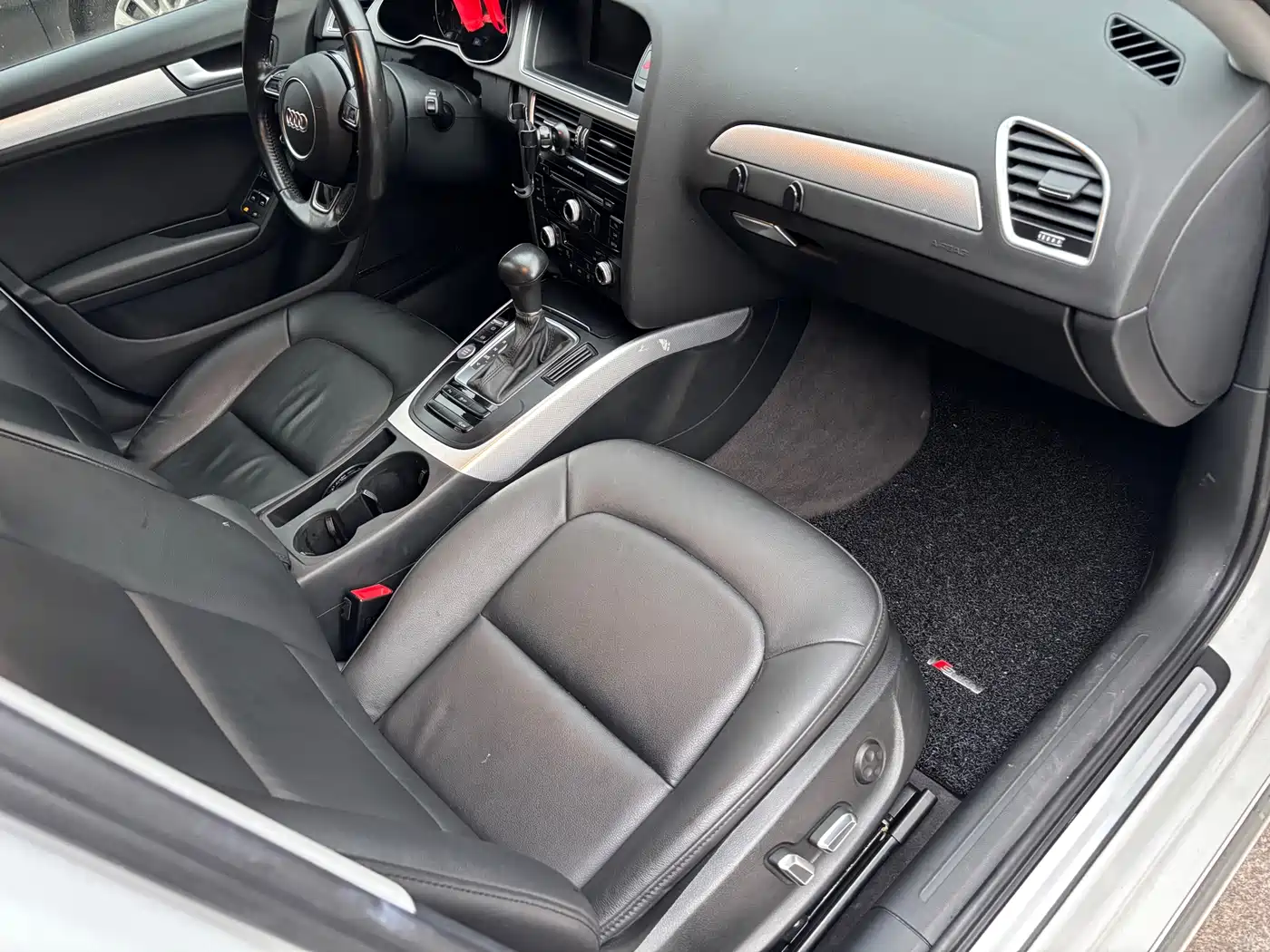 Audi A4L 2016 35 TFSI Collector's Edition Automatic Standard фото 11