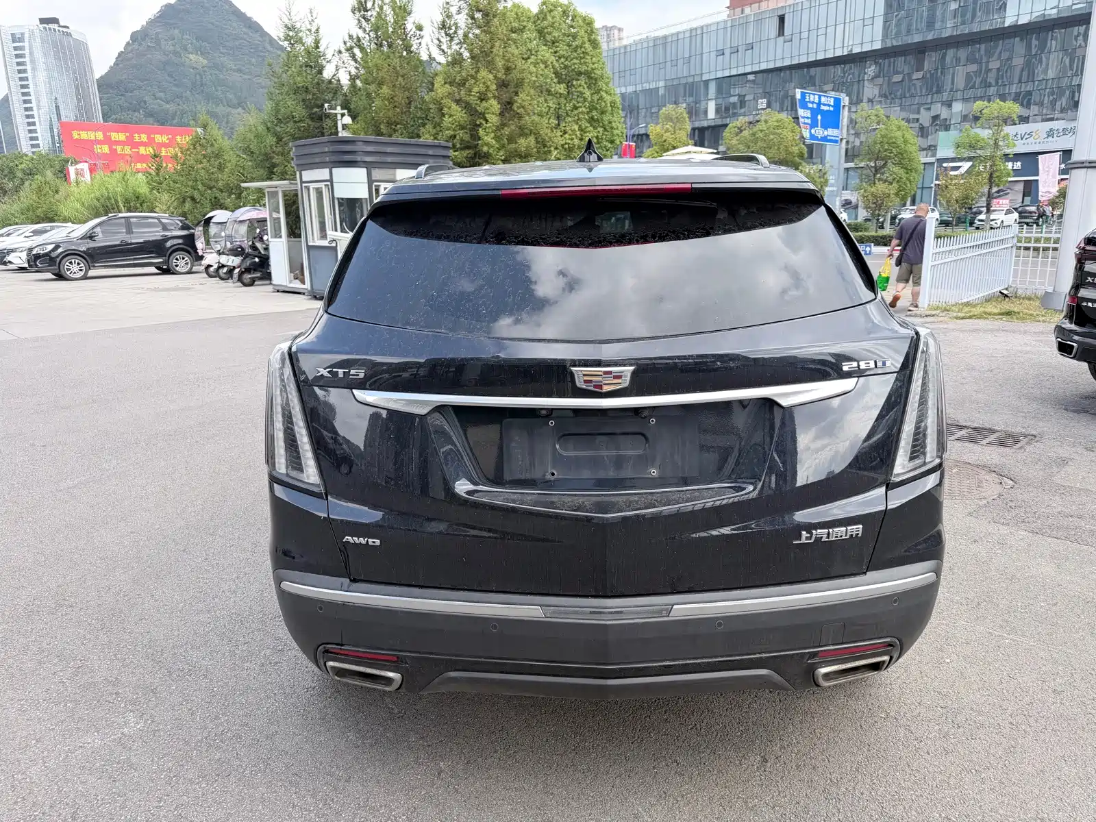 Фото 7 - Cadillac XT5