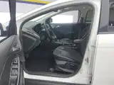 Фото 9 - Ford Focus