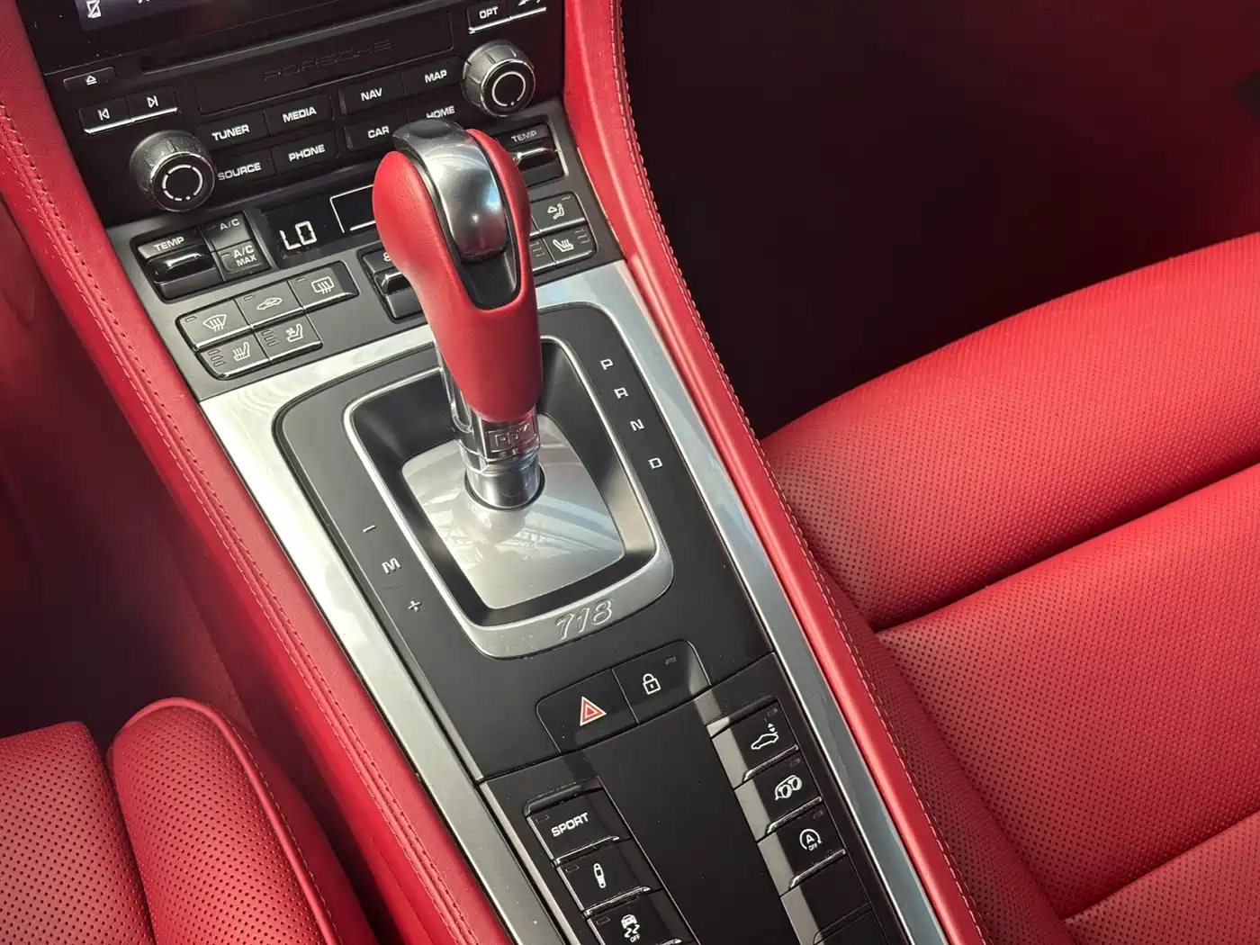 Porsche 718 2018 Cayman 2.0T фото 7