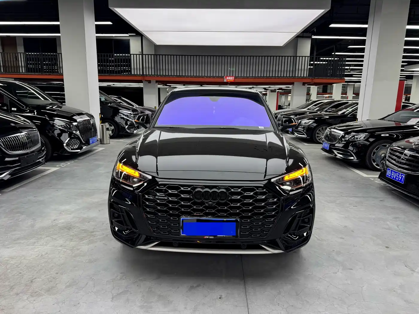 Фото 2 - Audi Q5L