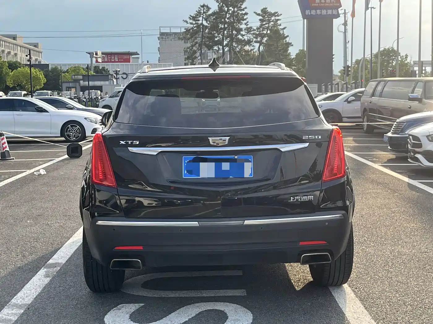Cadillac XT5 2016 25T Luxury Model фото 9