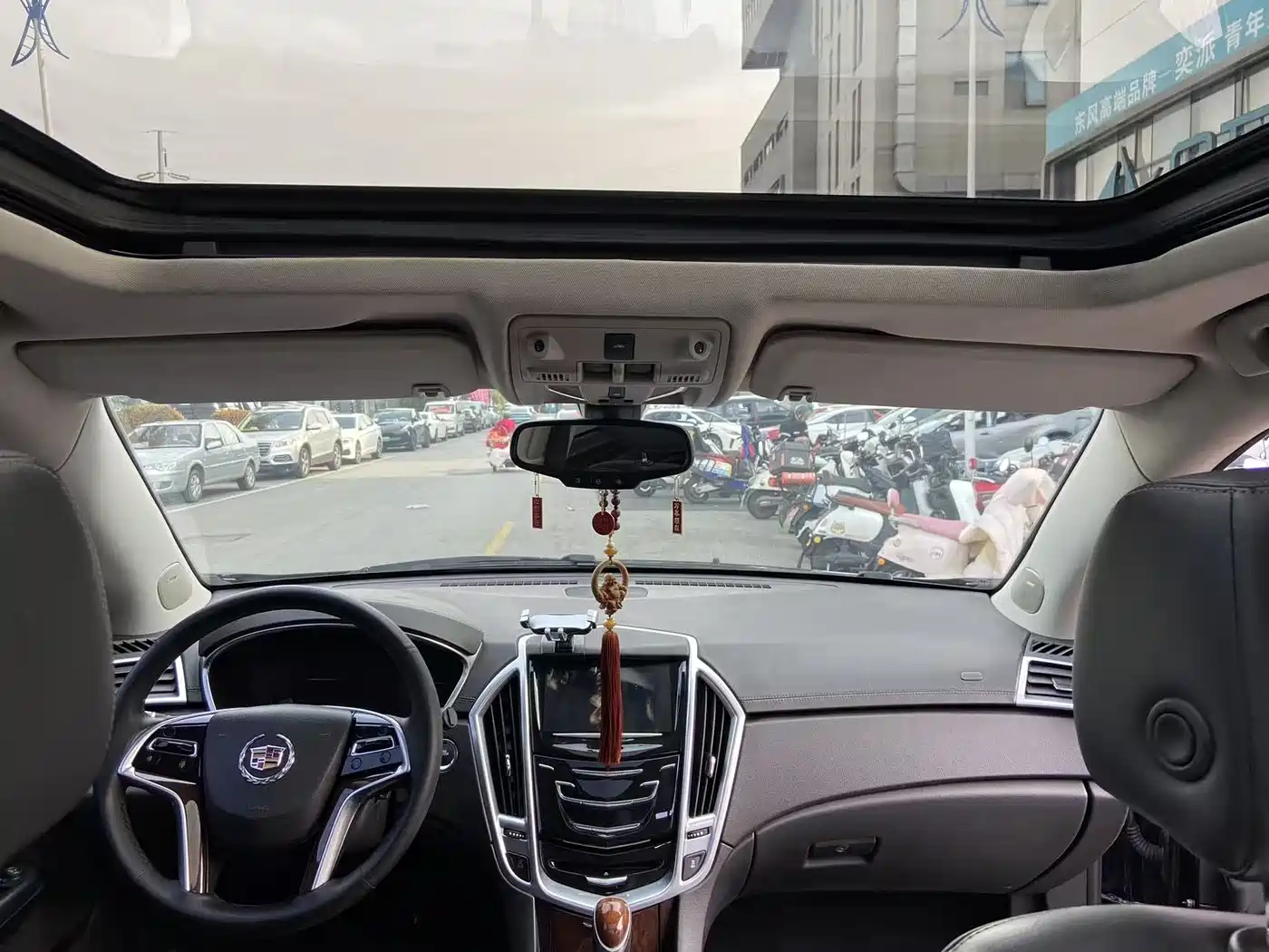 Cadillac SRX 2013 3.0L Luxury фото 11