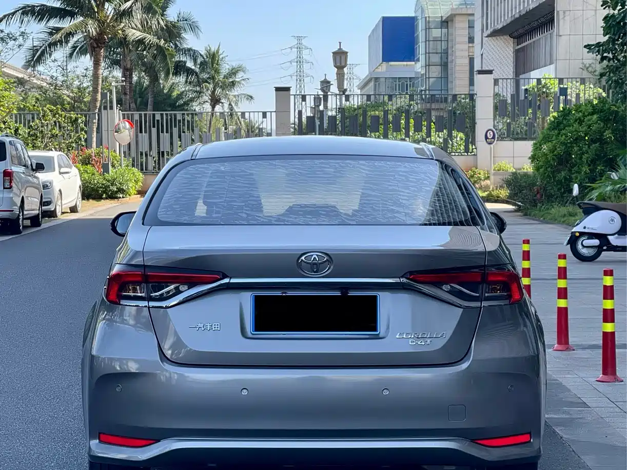 Toyota Corolla 2021 1.2T S-CVT Pioneer Edition фото 8