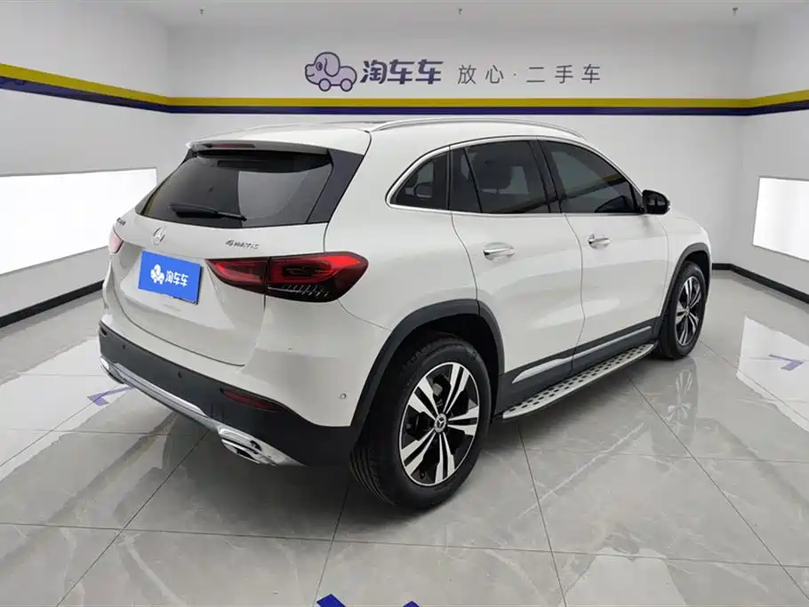 Mercedes-Benz GLA 2022 Facelift GLA 200 фото 3