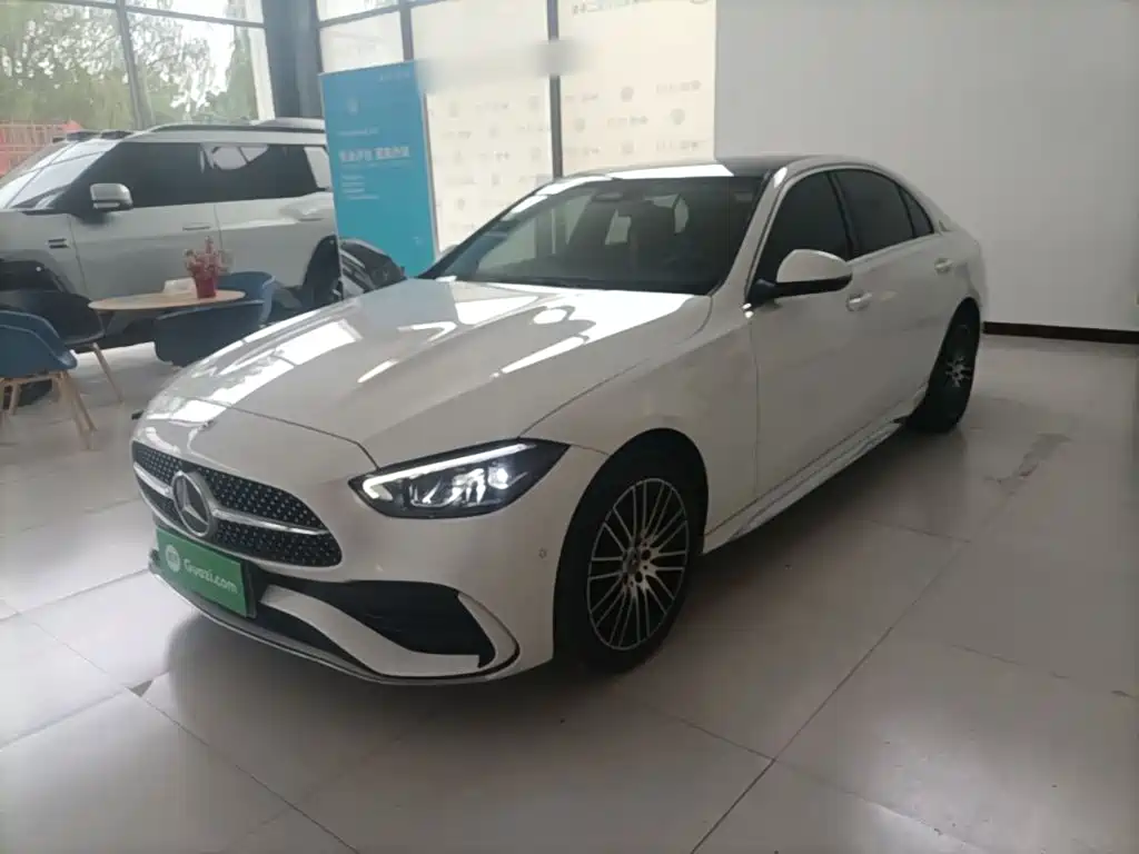 Фото 1 - Mercedes-Benz C-Class
