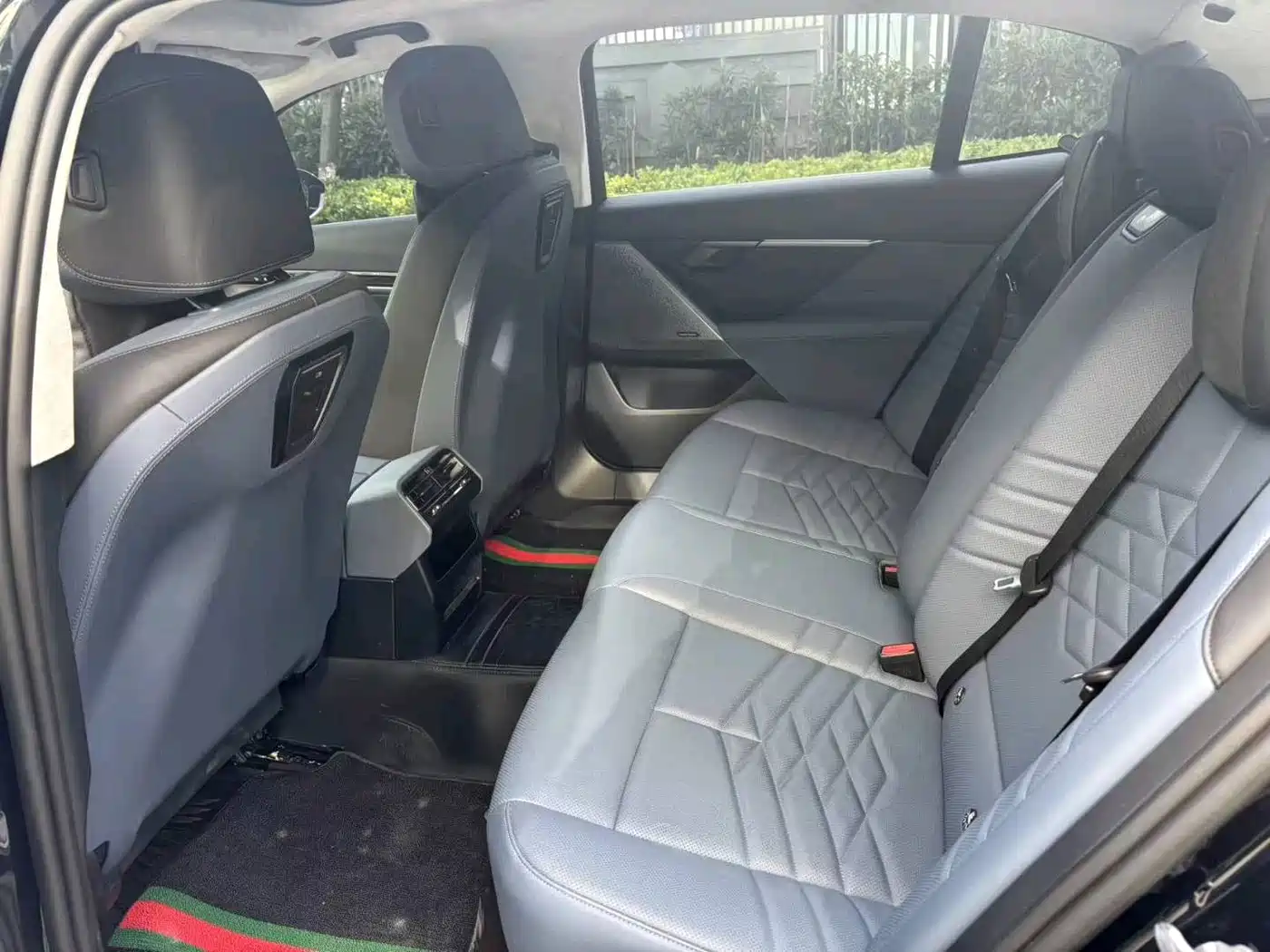 BMW i5 2025 2024 eDrive 35L Premium Luxury Package