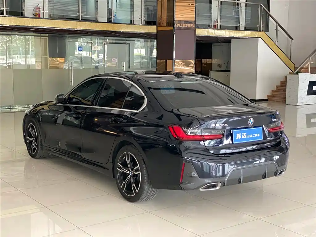 BMW 3 Series 2024 325i M Sport Package фото 5