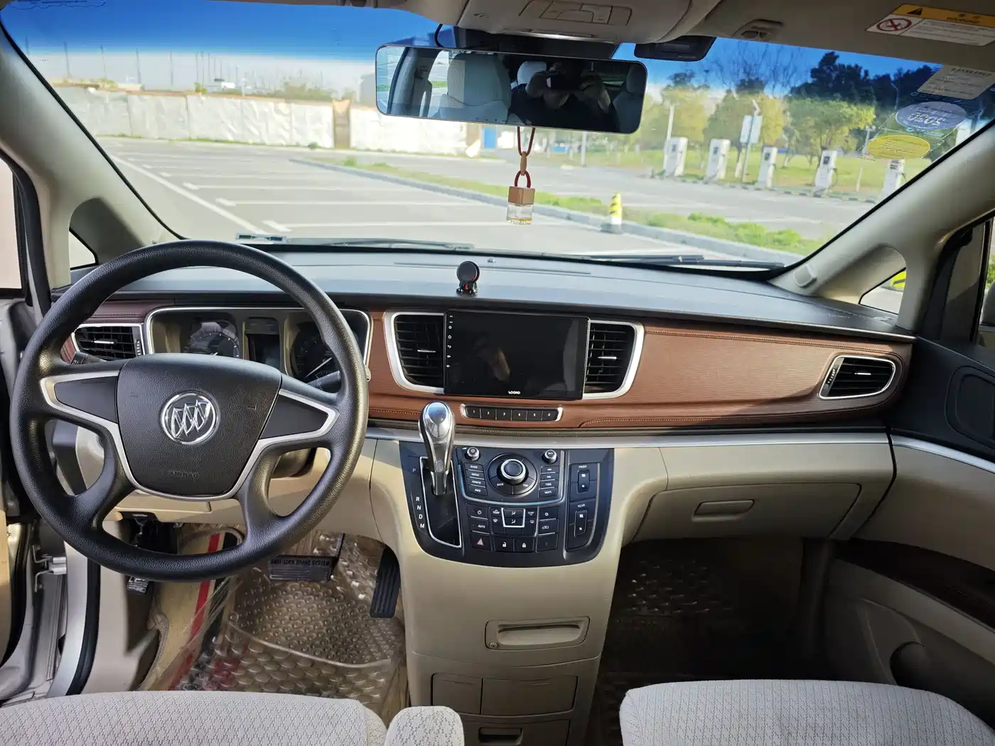 Buick GL8 2014 2.4L CT Luxury Business Comfort фото 10