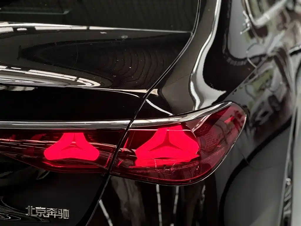 Mercedes-Benz E-Class 2025 Facelift E 300 L Luxury фото 4