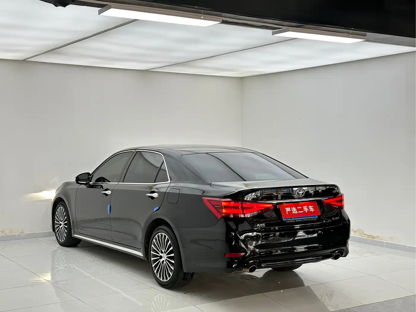 Toyota Crown 2018 2.0T Sport Edition фото 9