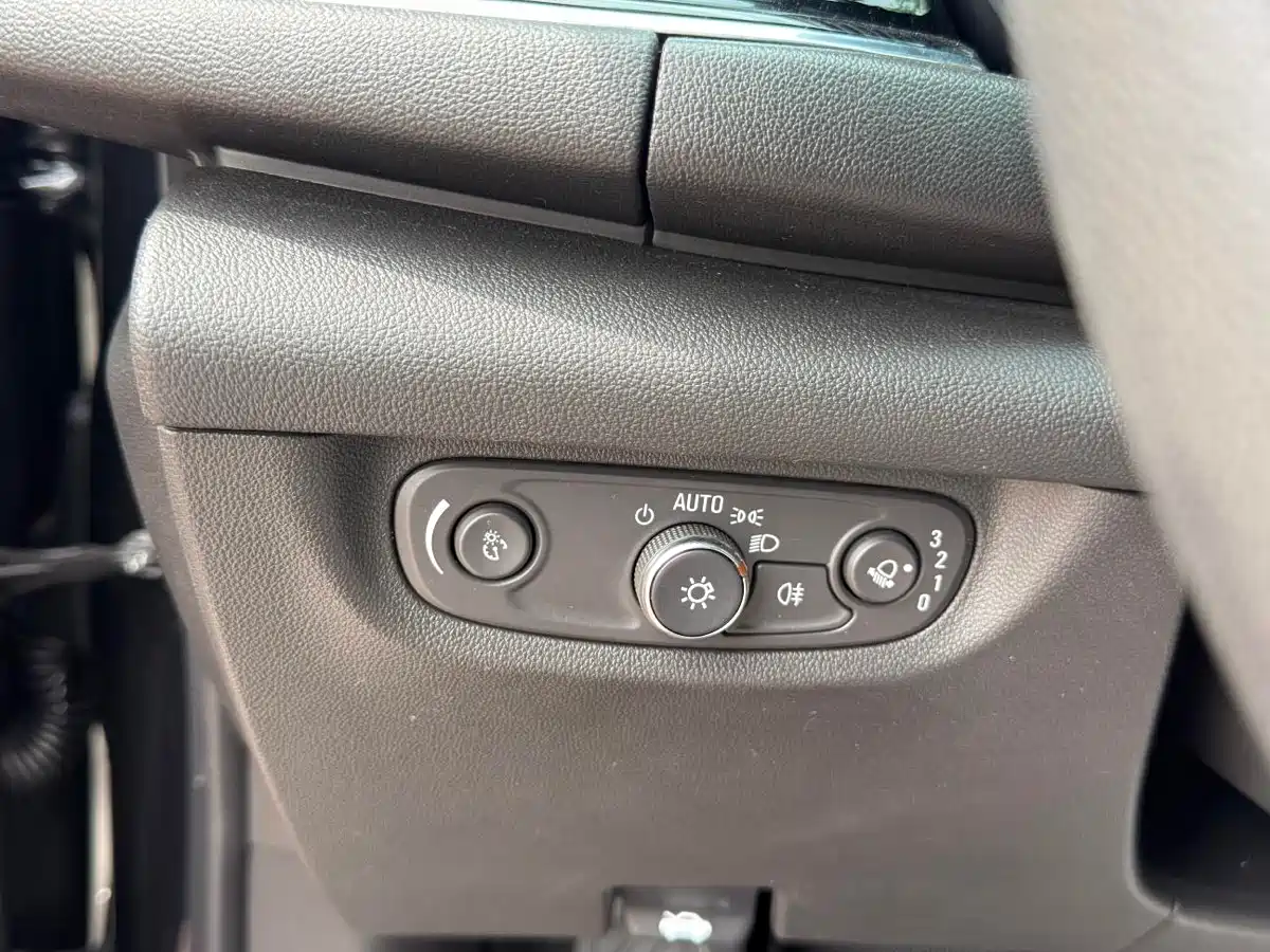 Buick Regal 2022 552T Smart Edition фото 13