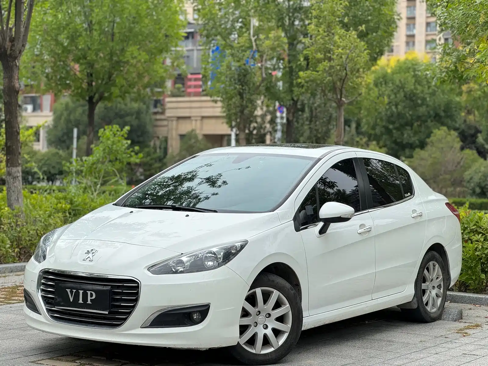 Photo 1 - Peugeot 308