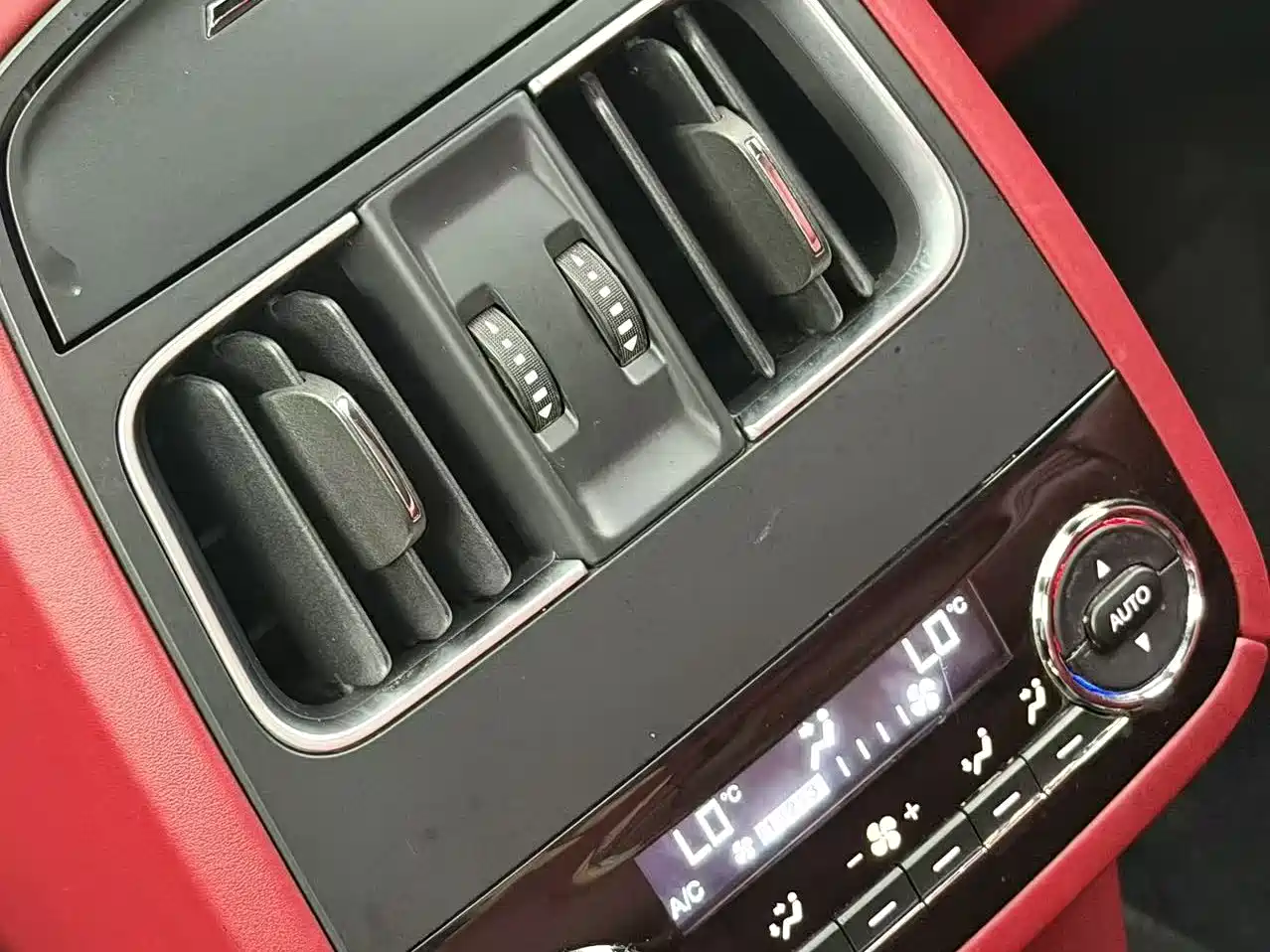 Maserati Levante 2016 Model 3.0T S Standard фото 10