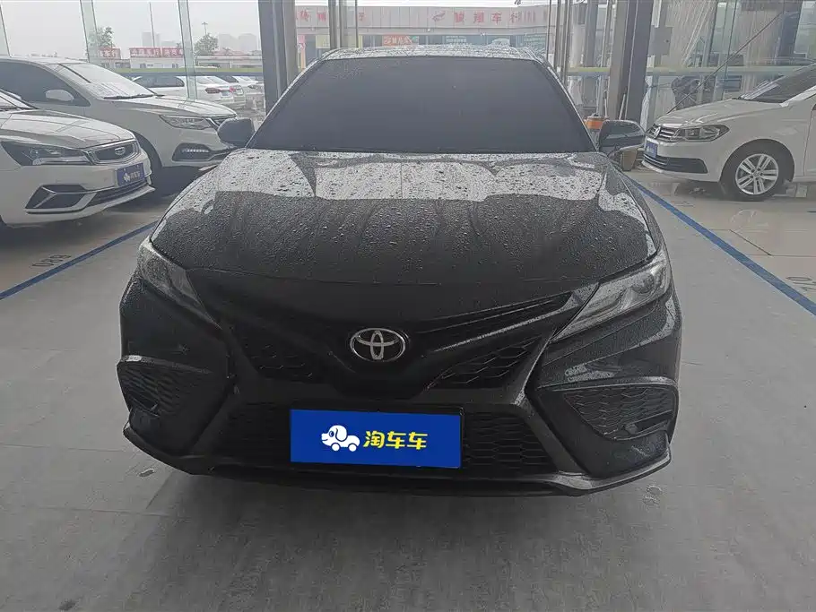 Toyota Camry 2022 2.5S Knight Edition фото 2