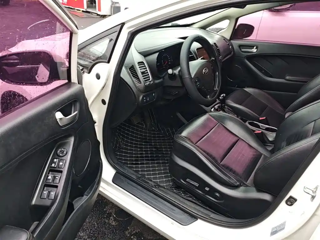 Kia K3 2017 1.6L Automatic 15th Anniversary Special GLS фото 16