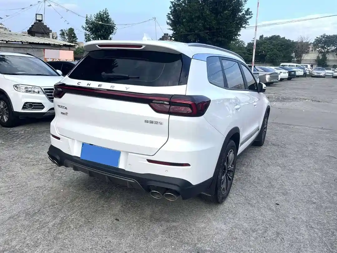 Фото 4 - Chery Tiggo 8